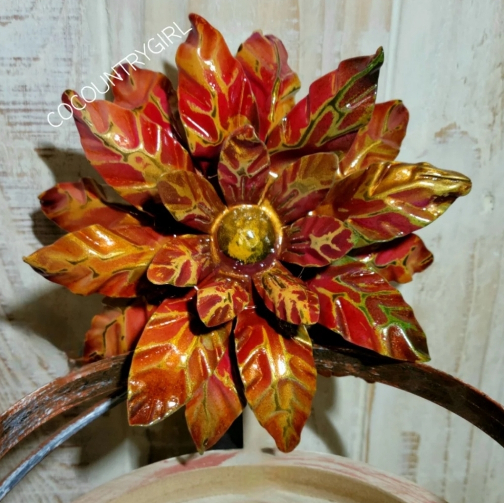 6 in Rustic Farmhouse Metal Flower